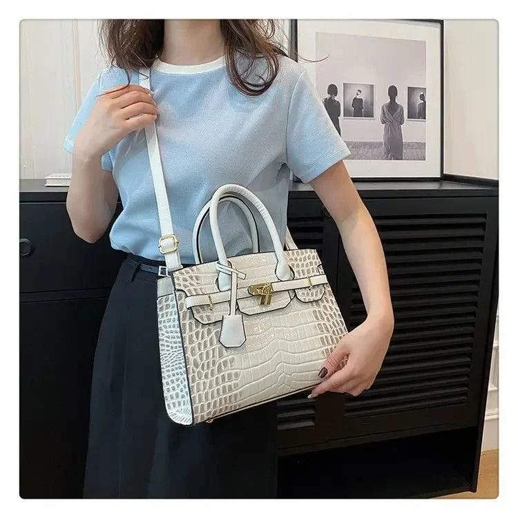 Bolso de Mujer en Piel Sintética Textura Croco Modelo Blinkin